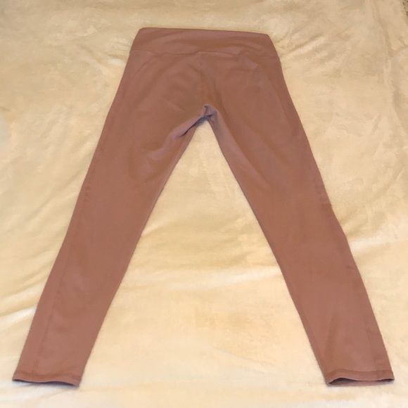 Pink Fabletics Leggings - Picture 2 of 3